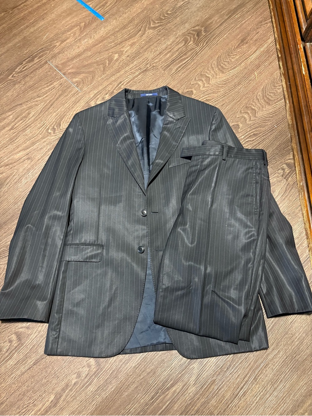 Kenzo Men's Dark Gray Pinstripe Two-Piece Suit Wool Suit